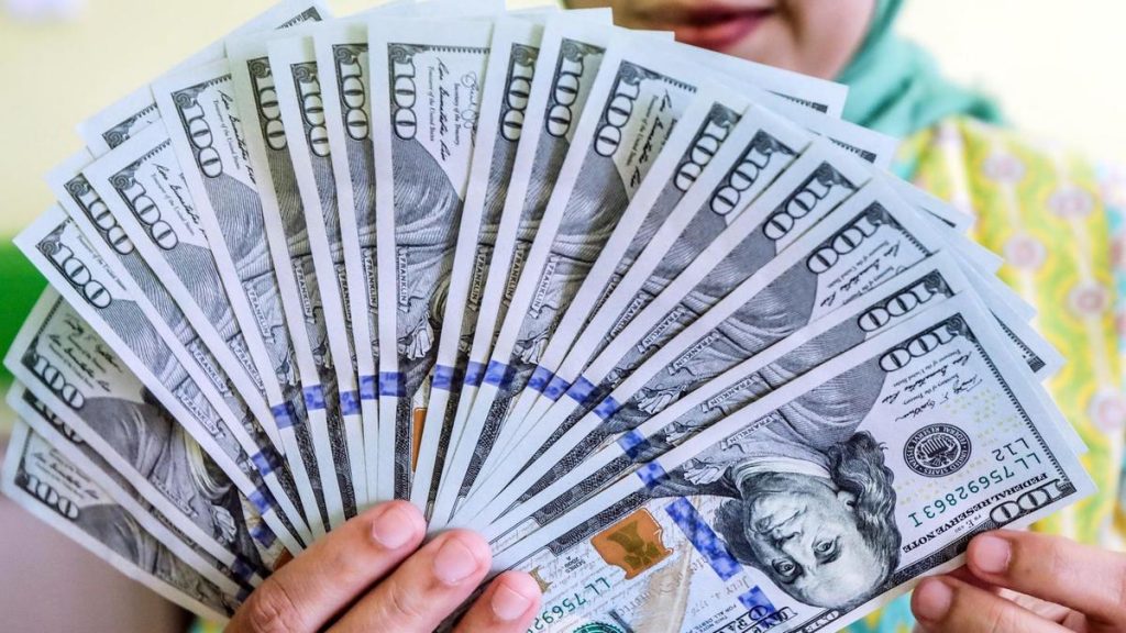دلار در مسیر صعود قرار گرفت