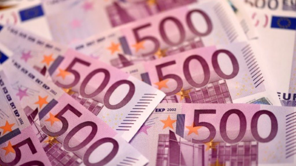 انتشار اسکناس‌های ۵۰۰ یورویی از امروز متوقف می‌شود