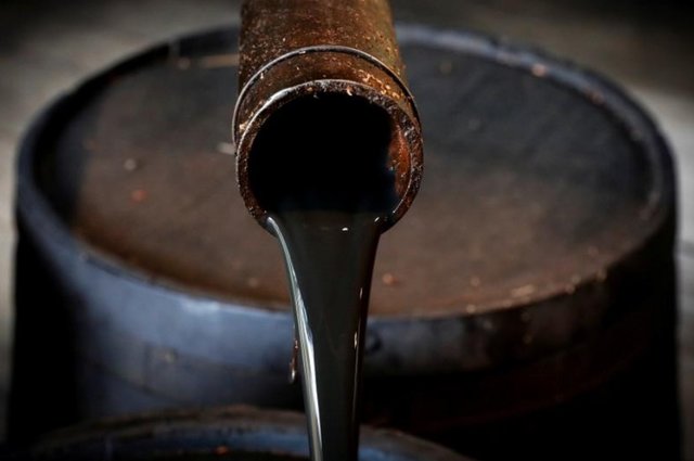 عرضه نفت خام برای چهارمین بار در بورس انرژی