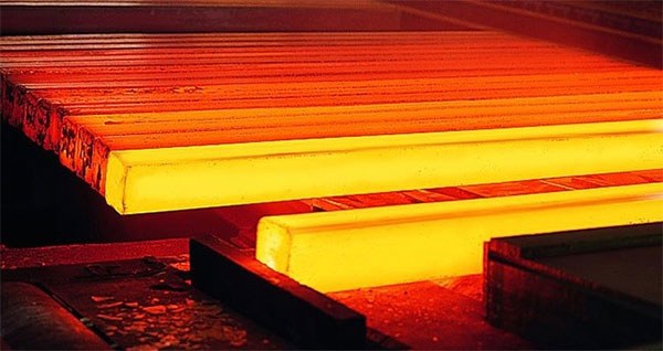 سرقینی: بعید است امسال به صادرات ۹میلیون تن فولاد برسیم