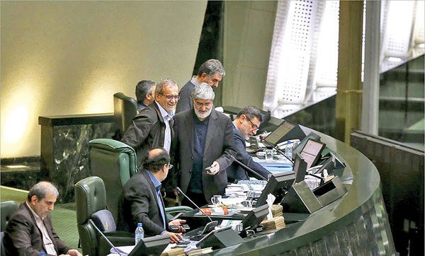 تعیین سقف معافیتمالیاتی حقوق و دستمزد
