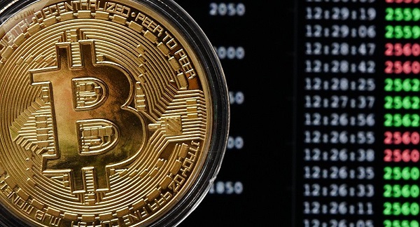 افغانستان برای تقویت اقتصاد خود به بیت کوین روی میآورد