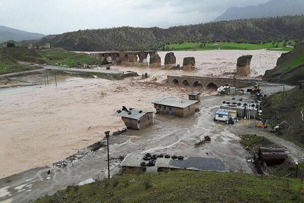 استمهال بازپرداخت وام به دانشجویان سیل زده