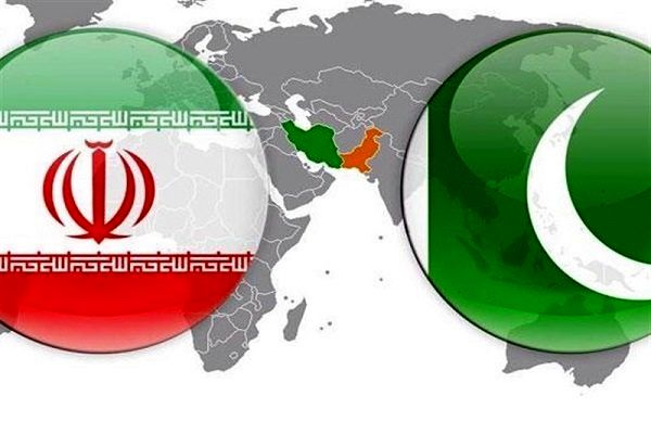 تقویت روابط ایران و پاکستان/ از اهداف حرکتهای تروریستی در مرزها، آلوده کردن روابط ۲کشور است