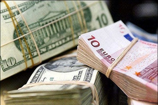 بهبود وضعیت ارزی کشور/ مهار نوسانات در بازار ارز