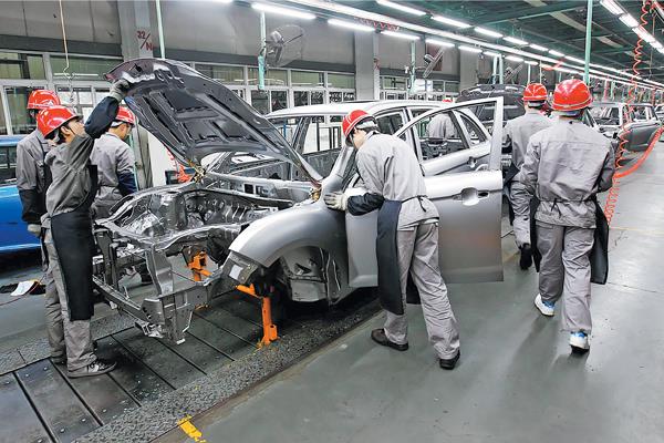 احتمال حضور خودروسازان ژاپنی به جای فرانسوی‌ها در ایران / تولید مشترک خودرو با ژاپن ۲ سال طول می‌کشد