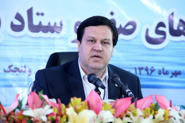 بازدید عضو هیات مدیره بانک رفاه ازنمایشگاه های ایران هلث واینوتکس
