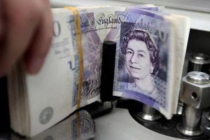 ارزش پوند انگلیس به کمترین میزان در 31 ماه گذشته رسید