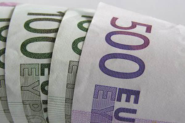 افزایش نرخ رسمی یورو و پوند (20 تیر ماه)