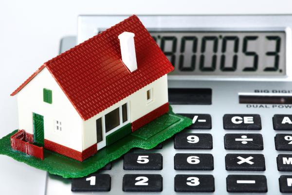 کسادی بازار قیمت مسکن را پایین اورد