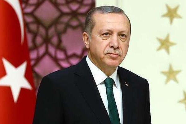 اردوغان: رییس بانک مرکزی اخراج شد چون نرخ بهره را کاهش نداد!
