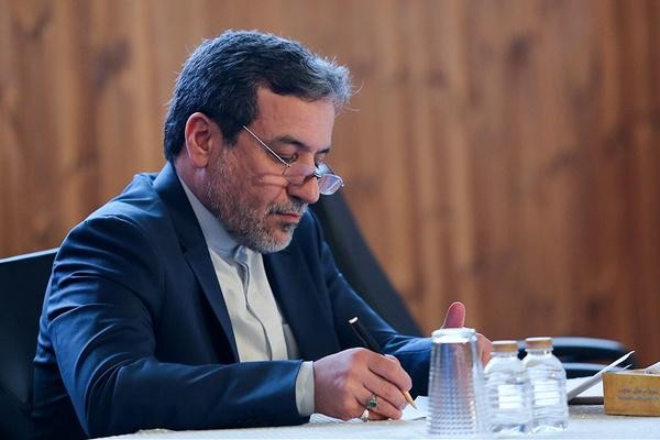 عراقچی به منظور شرکت در نشست «کمیسیون مشترک برجام» راهی اتریش شد