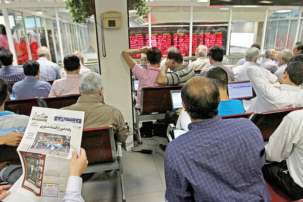 سایه نرخ ارز بر روند حرکت بازار بورس