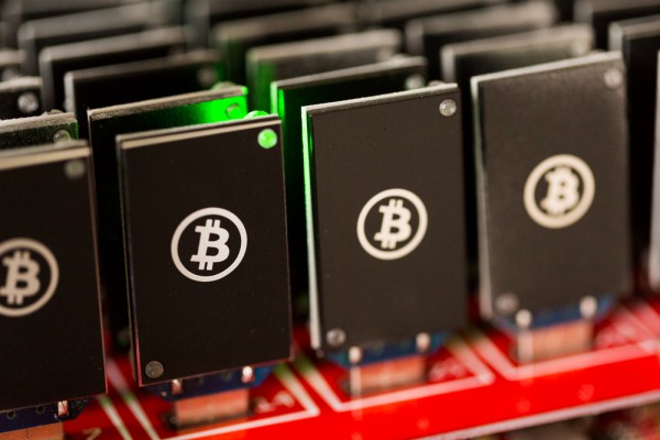 هش ریت بیت کوین به بالاترین حد خود رسید!
