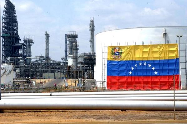 روسیه برای نفت ونزویلا بازاریابی می‌کند