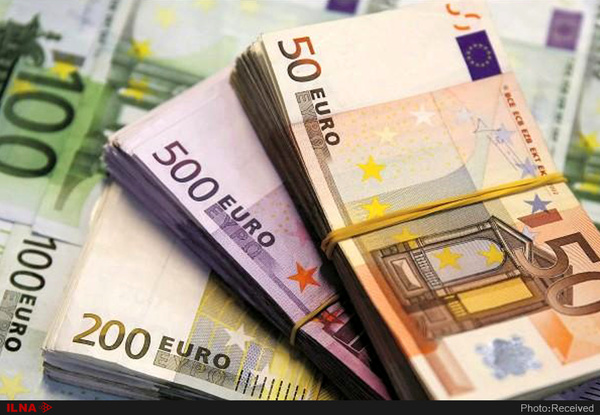 نرخ رسمی یورو و پوند کاهش یافت (9 شهریور ماه)