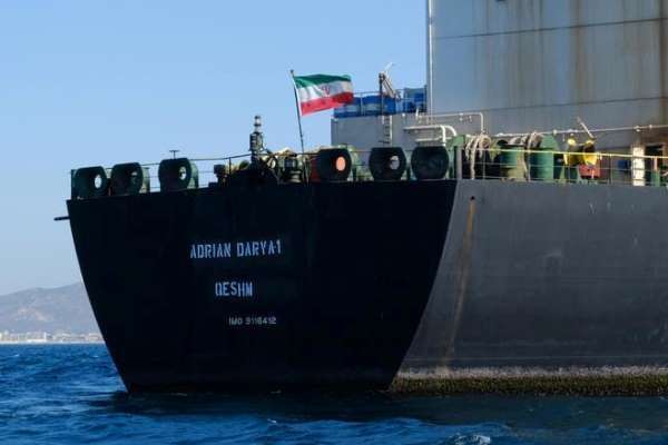 آدریان دریا محموله نفت خود را در بندر سوریه تخلیه کرد