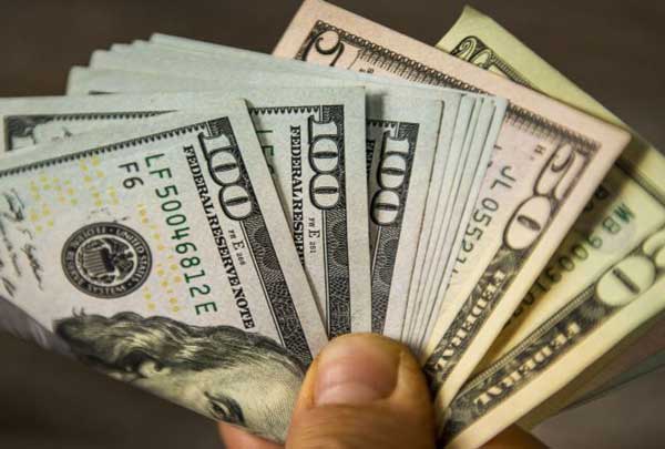 قیمت دلار چقدر برای کاهش جا دارد؟
