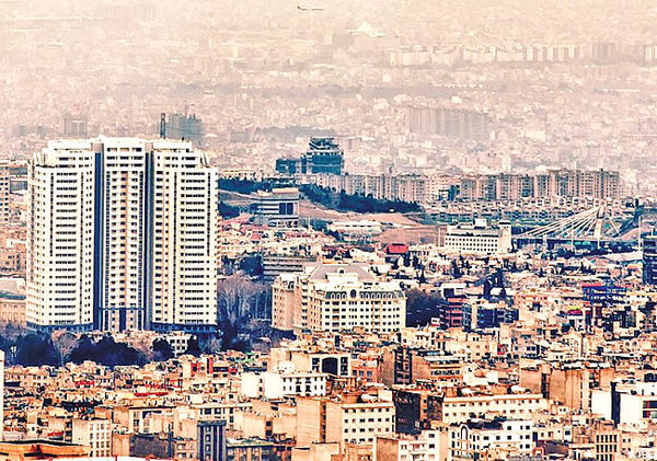 قیمت بنزین بر بازار مسکن تاثیر گذار است؟/ کاهش ۳۰ تا ۴۰ درصدی قیمت مسکن واقعی است