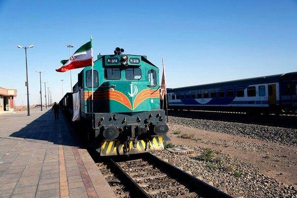 قطار مسافری در مسیر ارومیه- مشهد راه‌اندازی شد