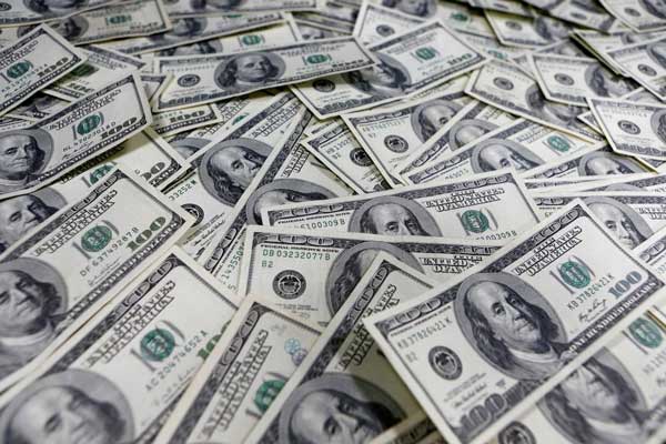 دلار تا چند روز بعد چه می‌شود؟