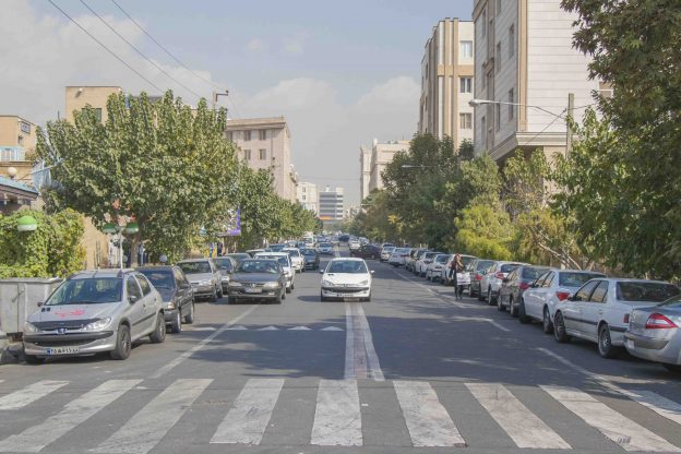 جدیدترین قیمت خرید و فروش مسکن در منطقه بلوار فردوس تهران چقدر است؟