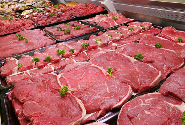 فروش گوشت مصوب 60 هزار تومانی/ عدم تغییر قیمت مرغ و گوشت تا ماه رمضان/واردات مرغ ممنوع شد