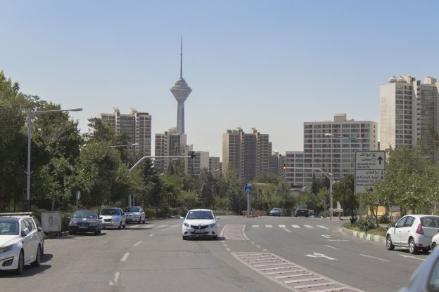خرید خانه در منطقه شهرک غرب چقدر آب می خورد؟