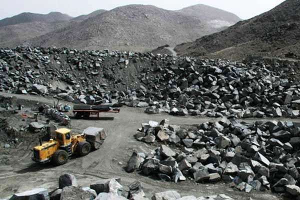 آیین راه اندازی معاملات حراج باز سنگ آهن و آتی نقره برگزار می شود