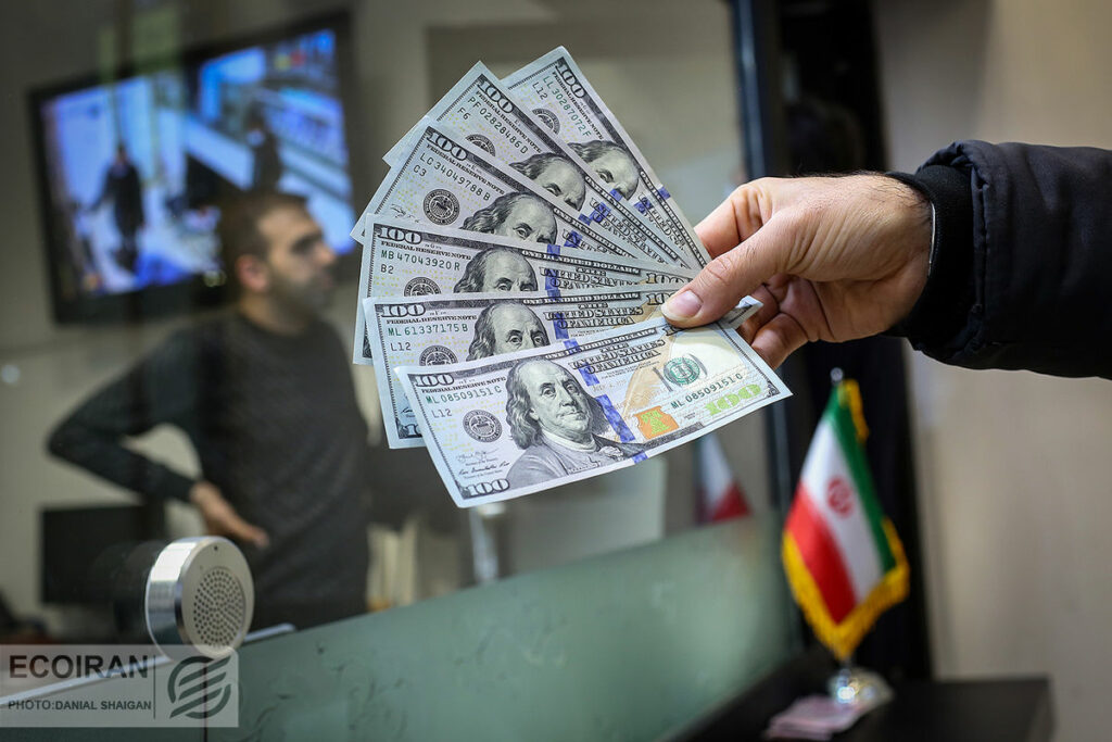 ضمانت بانک مرکزی به خریداران اوراق ارزی؛ نمایش فشار سیاسی در بازار سکه