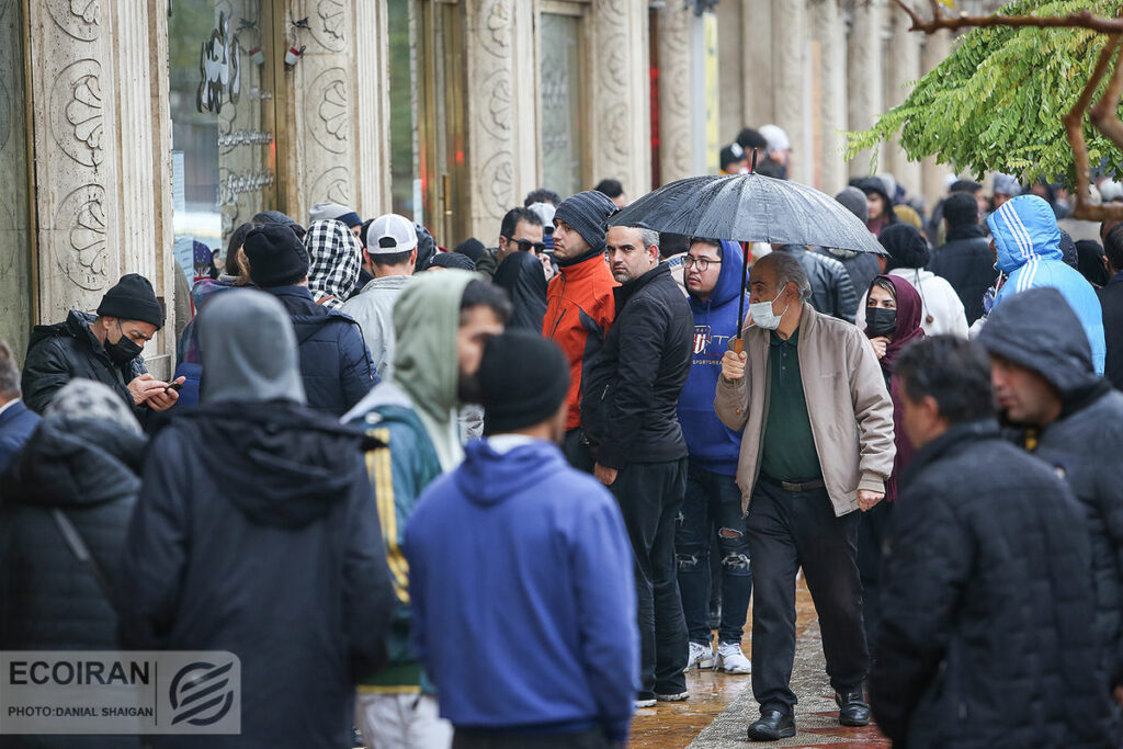 استقبال از رئیس؛ طوفان در بازار ارز، فرش قرمز در بازار سرمایه