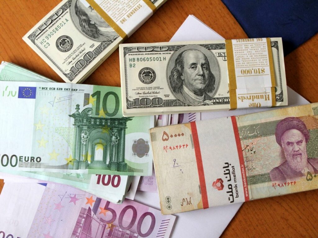 جزئیات شرایط جدید تامین ارز برای دارندگان کارت بازرگانی